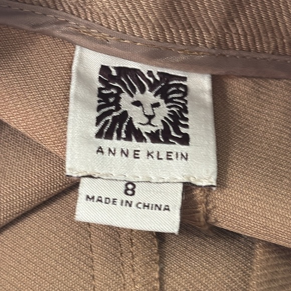 Women Anne Klein Size 12 (Jacket) 8 (Pants) Tan Polyester/Rayon/Spandex Pantsuit - Picture 16 of 16